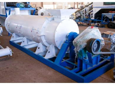 New Type Organic Fertilizer Granulator — real photo